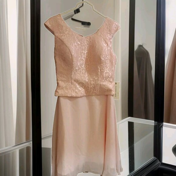 Wedding Gown Gallery Womans size 10 Wedding Dress peach lace top NWT Bride - Picture 1 of 10